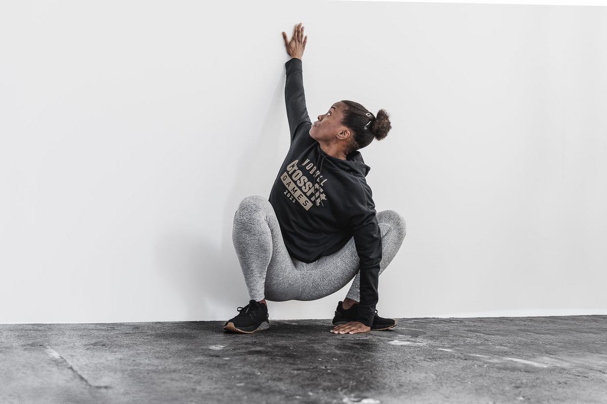 Black Women's Nobull Crossfit Games® 2022 Hoodie | USA084639