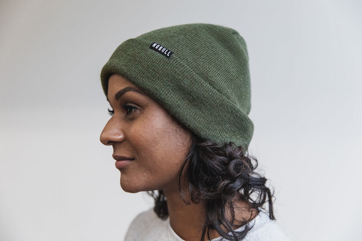 Olive Women's Nobull Cuffed Beanie | USA136925