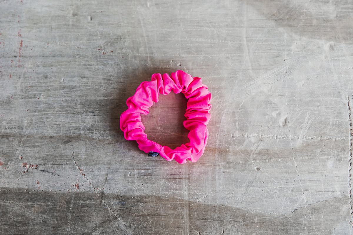 Pink Men's Nobull Scrunchie Neon Scrunchie | USA560924