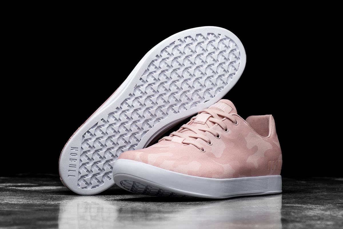 Rose Camo Men's Nobull Canvas Trainers | USA523794