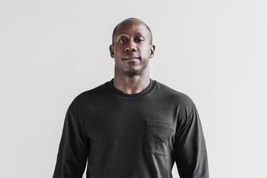 Black Men's Nobull Heavyweight Pocket Long Sleeves | USA490875