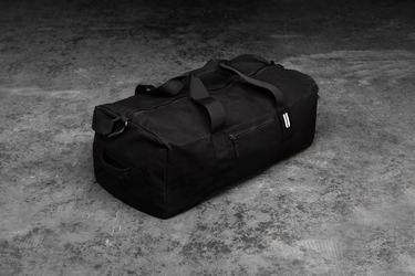 Black Men's Nobull Xl Waxed Canvas Traditional Duffle | USA078425