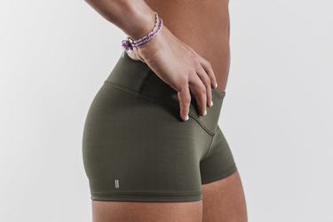 Green Women's Nobull 2" Shorts | USA409615