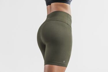 Green Women's Nobull High-Rise 6" Matte Shorts | USA473918