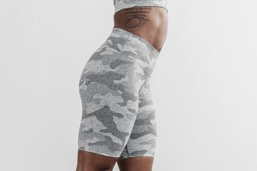 White Camo Women's Nobull High-Rise 8" Plush Heather Shorts | USA743250